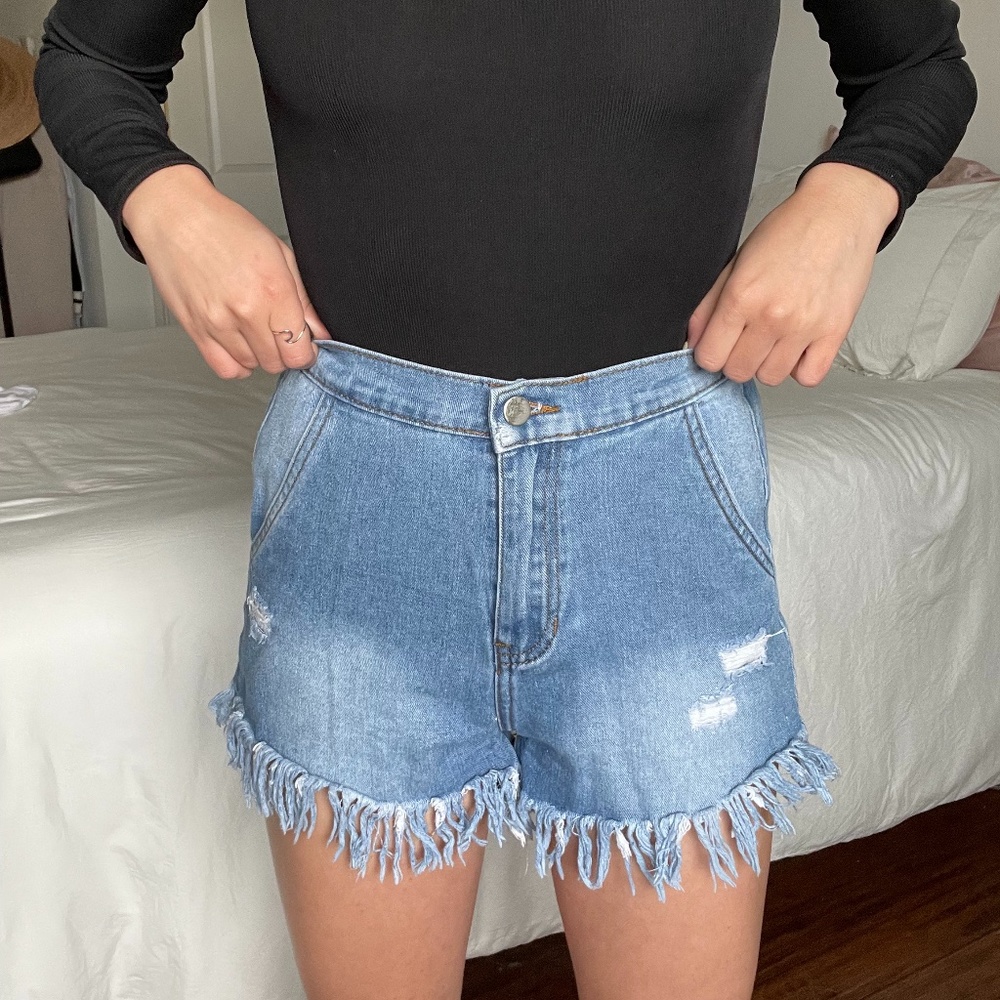 Denim Ruffle Shorts - Picture 3 of 3